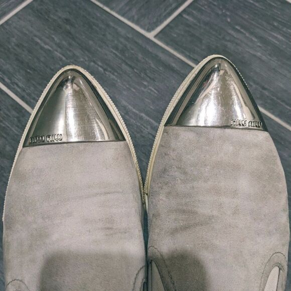 Miu Miu | Metallic Cap-Toe Skate Sneaker in Grey Suede - Picture 5 of 8